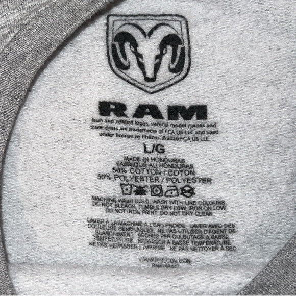 Dodge Ram 2500 Laramie Trucks Size Large Pullover Gray Long Sleeve Sweatshirt - Picture 3 of 5